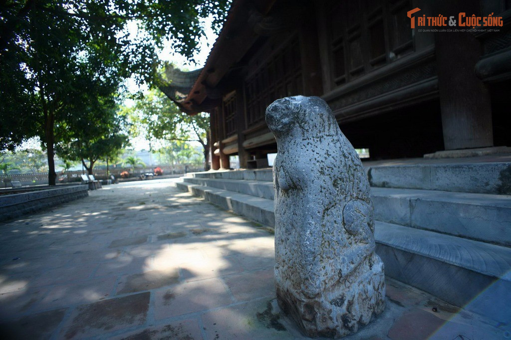 Gắn liền với vùng đất phát tích vương triều Lý. Đình nằm gần quê hương nhà Lý, trong không gian văn hóa đặc biệt của vùng đất Kinh Bắc – nơi hun đúc nhiều giá trị lịch sử và tinh thần của dân tộc.