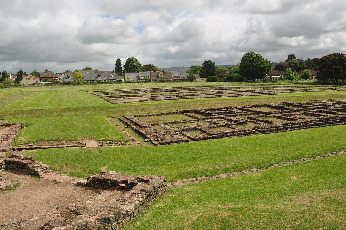  Trung tâm quân sự lớn của La Mã ở xứ Wales. Isca Augusta, ngày nay nằm dưới thành phố Caerleon, được xây dựng vào khoảng năm 75 SCN như căn cứ chính của Quân đoàn II Augusta, kiểm soát toàn bộ miền Nam xứ Wales. Ảnh: heritagedaily.com.