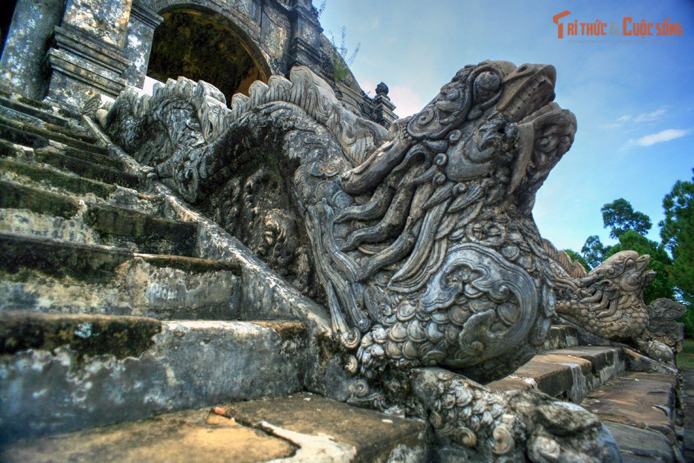 Đang dần được phục hồi và nhìn nhận lại giá trị. Những năm gần đây, di tích Văn Miếu Huế được trùng tu và nghiên cứu nhiều hơn, góp phần làm rõ vai trò của Nho học trong đời sống chính trị – văn hóa triều Nguyễn.