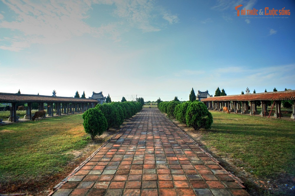 Là trung tâm thờ Khổng Tử của xứ Đàng Trong. Đây là nơi triều đình Nguyễn tổ chức tế Khổng Tử và các bậc hiền triết Nho giáo, khẳng định Nho học là nền tảng tư tưởng chính thống của quốc gia.