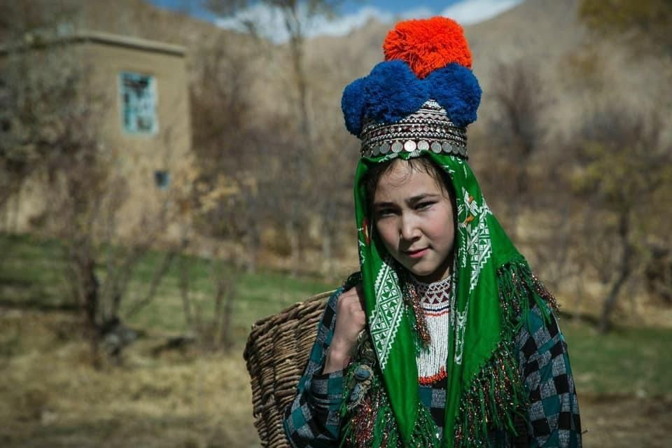  Chủ yếu theo Hồi giáo Shia. Trong khi phần lớn người Afghanistan theo Hồi giáo Sunni, người Hazara lại chủ yếu theo nhánh Shia, tạo nên sự khác biệt tôn giáo đáng kể. Ảnh: Pinterest.
