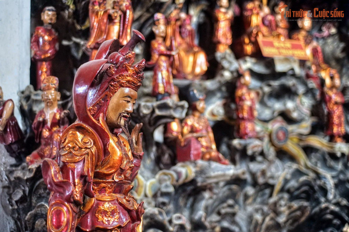 Chùa Láng được xếp hạng di tích lịch sử – văn hoá quốc gia từ năm 1962. Danh hiệu này công nhận giá trị lịch sử, văn hoá và nghệ thuật của chùa đối với di sản Việt Nam. >>> Mời quý độc giả xem video: Vịnh Hạ Long, di sản thiên nhiên kỳ vĩ. Nguồn Truyền hình Quảng Ninh