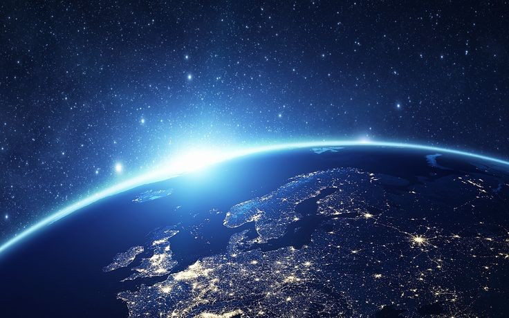 Trong tháng 7 và đầu tháng 8 năm 2025, vào các ngày 9/7, 22/7 và 5/8, Trái Đất sẽ quay nhanh hơn bình thường do Mặt Trăng ở gần, làm các ngày ngắn đi từ 1,3 đến 1,51 mili giây.