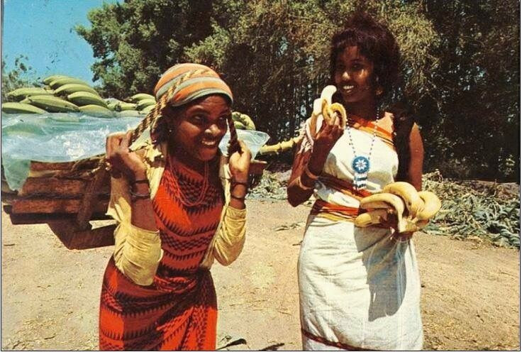  Bản sắc bền bỉ trước biến động hiện đại. Dù trải qua xung đột, di cư và chia cắt biên giới quốc gia, người Somali vẫn duy trì được ngôn ngữ, phong tục và ý thức cộng đồng mạnh mẽ trong thế giới đương đại. Ảnh: Pinterest.