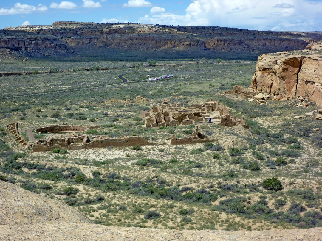  Một trong những “đại gia thất” của Chaco. Chetro Ketl là công trình lớn thứ hai trong Công viên Lịch sử Quốc gia Chaco Culture, chỉ sau Pueblo Bonito, với diện tích hơn 12.000 m² và hàng trăm phòng lớn nhỏ. Ảnh: americansouthwest.net.