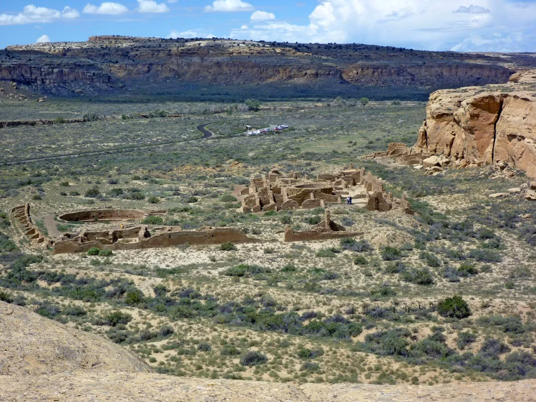  Một trong những “đại gia thất” của Chaco. Chetro Ketl là công trình lớn thứ hai trong Công viên Lịch sử Quốc gia Chaco Culture, chỉ sau Pueblo Bonito, với diện tích hơn 12.000 m² và hàng trăm phòng lớn nhỏ. Ảnh: americansouthwest.net.