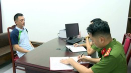 Trùm giang hồ Vi &quot;ngộ&quot;. Ảnh: CACC