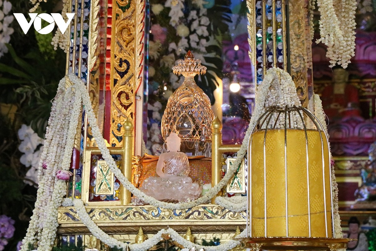 Xá lợi Đức Phật trước giờ cung tiễn