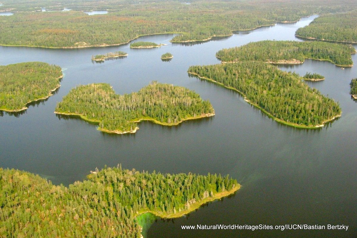  Là Di sản Thế giới kết hợp giữa thiên nhiên và văn hóa. Pimachiowin Aki được UNESCO công nhận là Di sản Thế giới vào năm 2018. Đây là một trong số ít địa điểm trên thế giới được công nhận cùng lúc vì giá trị thiên nhiên đặc biệt và truyền thống văn hóa bản địa vẫn còn được duy trì. Ảnh: Pinterest.