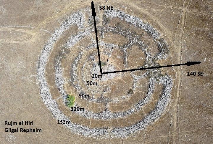  Là một trong những di tích đá lớn nhất Trung Đông. Quy mô và độ phức tạp khiến Rujm el-Hiri trở thành công trình tiền sử độc đáo bậc nhất khu vực. Ảnh: biblewalks.com.