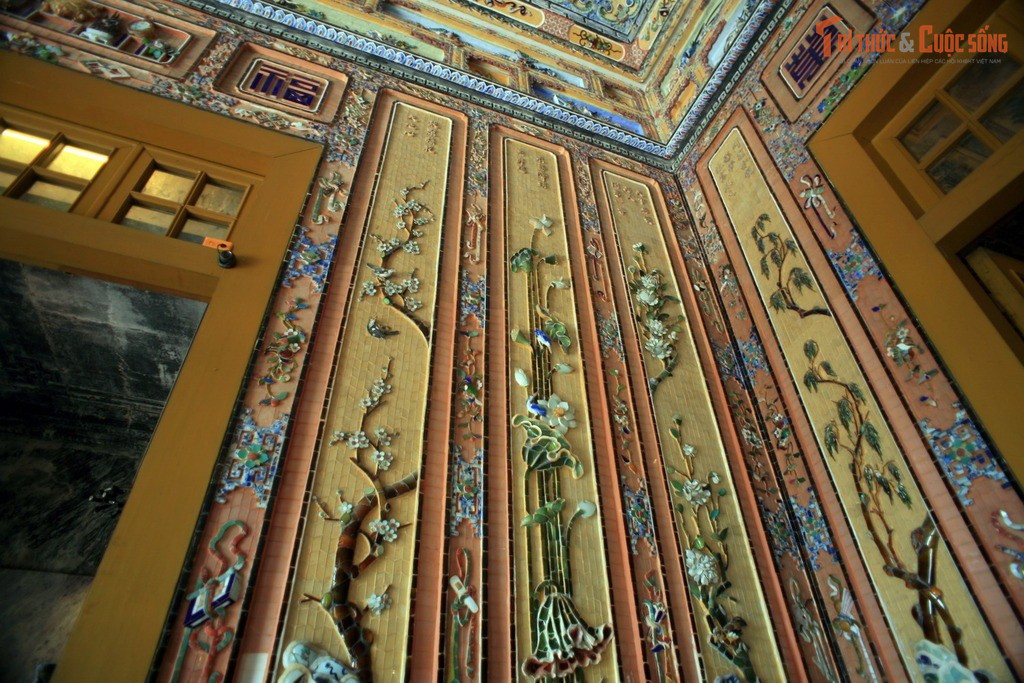 Được xem là “bảo tàng" về nghệ thuật cung đình Huế. Ngày nay, lăng Khải Định được đánh giá cao về giá trị mỹ thuật và là điểm tham quan ấn tượng bậc nhất cố đô Huế.