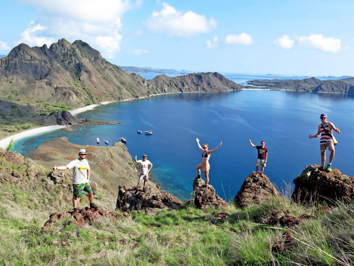  Lượng du khách tăng nhanh gần đây. Vườn quốc gia Komodo ngày càng trở thành điểm đến phổ biến với cộng đồng du lịch mạo hiểm. Ảnh: Pinterest.