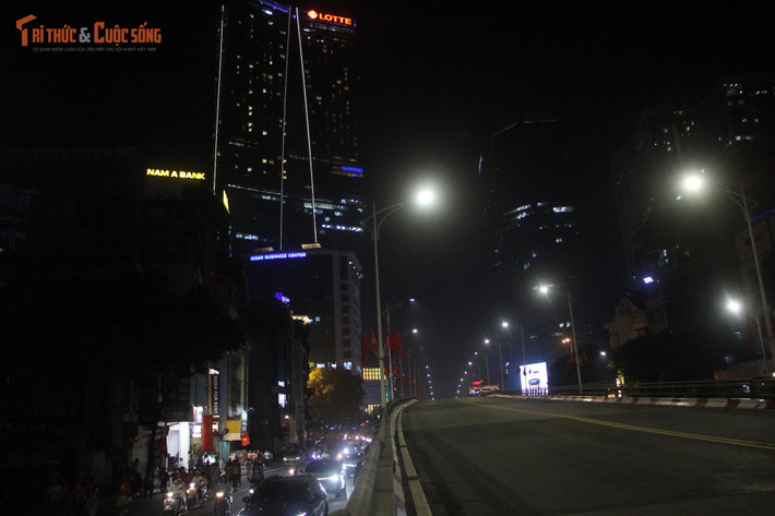 22h tối 27/8, sau khi kết thúc sơ duyệt diễu binh, diễu hành, tuyến đường từ sân vận động Quần Ngựa - Liễu Giai - Nguyễn Chí Thanh sẵn sàng mở đường để các đơn vị tham gia sự kiện trở về khu tập trung.
