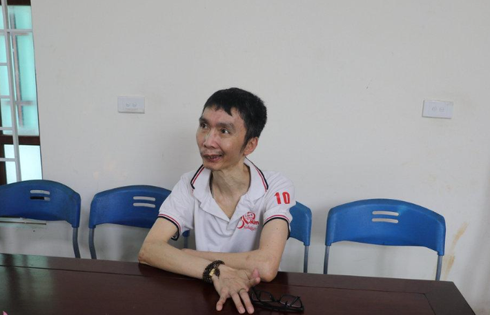 Trong đó, Nguyễn Đức Vinh giữ vai trò admin diễn đàn, được giao toàn quyền điều hành hoạt động của diễn đàn "Thiên địa" tại Việt Nam, gồm: quản lý hoạt động của diễn đàn, tìm kiếm đầu mối quảng cáo trên diễn đàn và các địa chỉ massage, quảng cáo đặt banner website cờ bạc, cá độ..., thu phí thành viên tham gia diễn đàn; quản lý hoạt động của hàng chục hội nhóm "vệ tinh" trên ứng dụng Telegram của diễn đàn. Các hội nhóm trên Telegram này thu hút hàng chục nghìn người tham gia, phát tán hàng nghìn nội dung khiêu dâm, đồi trụy.