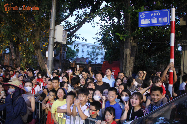 Được chứng kiến trực tiếp lễ diễu binh, diễu hành trong những ngày trọng đại của đất nước là niềm vinh dự của mỗi người.