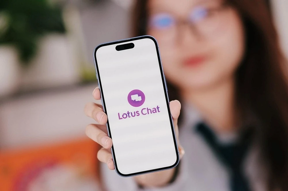 Lotus Chat bùng nổ 2 triệu người dùng nhờ bảo mật tối đa