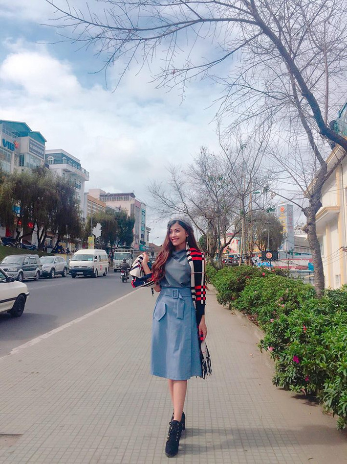 Diện mạo trẻ trung, tươi mới của cô nàng.