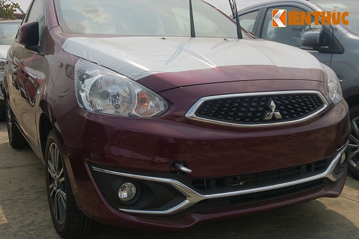 Cung cấp sức mạnh cho Mitsubishi Mirage vẫn là khối động cơ MIVEC 3 xi-lanh dung tích 1.2 lít, công suất 78 mã lực tại vòng tua 6.000 vòng/phút và mô-men xoắn cực đại 100 Nm tại 4.000 vòng/phút.