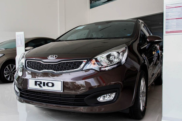 Kia Rio được trang bị khối động cơ loại 1.6 lít, 4 xi-lanh, công suất 138 mã lực tại vòng tua máy 6.300 vòng/phút, mô-men xoắn cực đại 167 Nm tại 4.850 vòng/phút.
