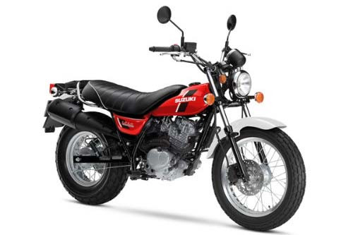 Vóc dáng hoài cổ từ những năm 1970, xe mang đậm phong cách scrambler với tay lái cao, thân xe không có nhiều đường nét phức tạp và cặp bánh nan hoa lắp lốp vân to.