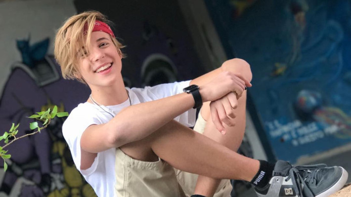Bẵng đi hơn một năm, hot boy The Voice Kids ngày nào đã 14 tuổi. Tuy nhiên, điều khiến nhiều người ngạc nhiên là sự "lột xác" ngoạn mục về ngoại hình của chàng trai.
