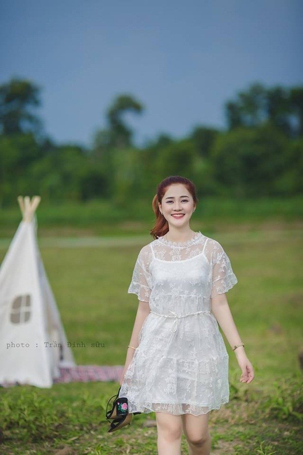 Thảo Phạm chính là thí sinh có màn “lội ngược dòng” vô cùng ngoạn mục của Miss Teen, và hiện tại đang nắm giữ vị trí số 2 trong BXH. Cô gái đến từ Đắk Lắk không có lợi thế về số lượng fan nhưng cô lại biết cách thể hiện bản thân và kêu gọi cộng đồng bình chọn. “Kim Yoo Jung phiên bản Việt” đang chứng tỏ sức hút không nhỏ của mình.
