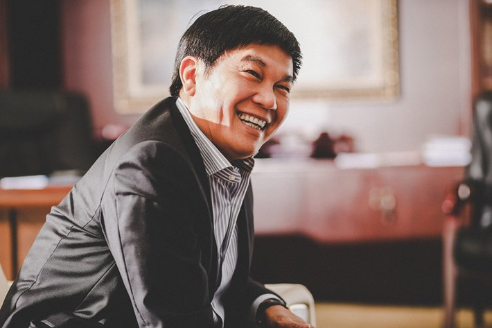 Các thông tin về bà Hiền được công bố công khai gần như không có gì, thậm chí chỉ là một bức ảnh. Cho đến thời điểm hiện tại, cũng giống như vợ các đại gia Việt ở trên, tất cả những gì về người phụ nữ quyền lực này vẫn là một điều bí ẩn. Ảnh: Internet.