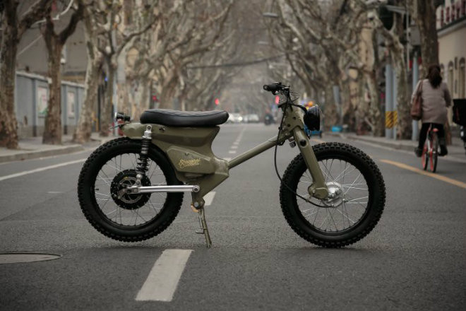 Chiếc xe nhỏ nhắn mang bóng dáng huyền thoại Honda Super Cub nhưng chạy bằng năng lượng sạch, thân thiện với môi trường.