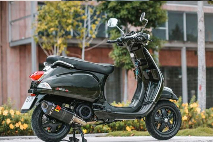 Chiếc xe được độ liền khiến nhiều người nhìn vào tưởng chừng nhưng không có thay đổi nhiều so với nguyên bản.