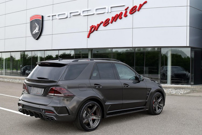 Gói độ cho Mercedes-AMG GLE 63 của TopCar gồm tổng cộng 23 món và có giá tối thiểu lên tới 18.935 USD (tương đương 422 triệu đồng). Nếu bộ bodykit của xe được làm từ sợi carbon, mức giá sẽ được đội lên thành 22.337 USD (tương đương 498 triệu). Sau khi hoàn thành, chiếc GLE 63 AMG độ trong bài viết có giá lên tới 13,95 triệu Rúp (tương đương 5,55 tỷ đồng) tại thị trường Nga.