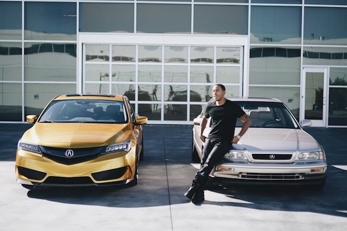 Thương hiệu Acura đã gắn bó từ lâu với Ludacris, khi chiếc xe đầu tiên anh sở hữu là một chiếc sedan Acura Legend đời 1993. Ngay cả sau khi nổi tiếng và có khối tài sản "kếch xù", anh vẫn tiếp tục sử dụng chiếc xe cũ này cho tới khi bị va chạm ở phần đuôi. Sau đó, Acura đã phục chế và độ lại chiếc Legend của Ludacris vào năm ngoái.