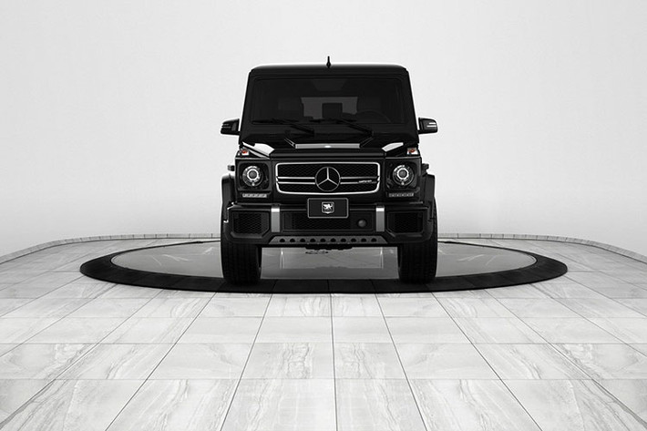 Mercedes-AMG G 63 chống đạn (W463) sở hữu kích thước nguyên bản có kích thước DxRxC lần lượt: 4.763 x 1.855 x 1.938 mm, chiều dài cơ sở đạt 2.850 mm. Sau khi qua bàng tay hãng độ, xe có kích thước chiều DxRxC lần lượt: 6.186mm, rộng 2.055mm và cao 1.951mm (hãng độ không tiết lộ chiều dài sơ sở xe).