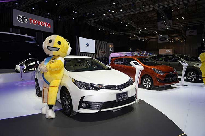 Tại Triển lãm lần này, TMV trưng bày 03 mẫu xe lắp ráp trong nước Vios, Innova và Corolla, cùng với đó là 03 mẫu xe nhập khẩu Wigo, Rush và Hiace với mục tiêu hoàn thiện danh mục sản phẩm nhằm đáp ứng nhu cầu ngày càng đa dạng của khách hàng, đồng thời góp phần nâng cao chất lượng cuộc sống, hiện thực hóa giấc mơ sở hữu xe hơi của mỗi người dân Việt Nam.
