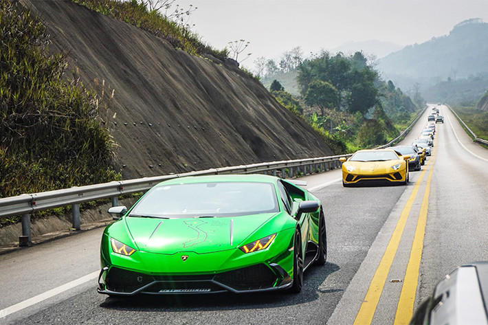 Hành trình Car & Passion 2018 được những người đam mê và sở hữu siêu xe tại Việt Nam tự tổ chức, khai màn bằng cung đường từ Hà Nội đến Sapa, sau đó quay ngược lại Hà Nội đi Đà Nẵng, chia làm 4 chặng.