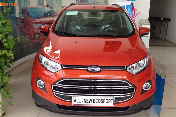 Vào cuối tháng 1/2017 vừa qua, Ford Việt Nam đã chính thức triệu hồi 728 chiếc Ford Ecosport. Các mẫu xe này được lắp ráp tại Việt Nam trong thời gian từ 29/12/2014 đến 10/3/2015. Nguyên nhân của đợt triệu hồi lần này, theo báo cáo của Ford Việt Nam với Cục Đăng kiểm, là do bu-lông liên kết dầm ở hệ thống treo sau với thân xe được bắt không đúng kỹ thuật ảnh hưởng đến khả năng vận hành và có khả năng gây ra tai nạn.