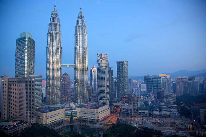 5. Malaysia có GDP bình quân đầu người khá cao 9.508 USD, với 84,1% người lớn có tài khoản ngân hàng, phù hợp khởi nghiệp lĩnh vực fintech. (Ảnh: National Geographic).