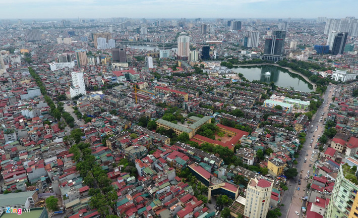 Các hộ dân nằm trong diện giải tỏa dự kiến sẽ được bố trí nhà tái định cư từ nguồn quỹ nhà A14 khu tái định cư Nam Trung Yên, khu Tây Nam Kim Giang 1 và quỹ nhà tái định cư của thành phố.