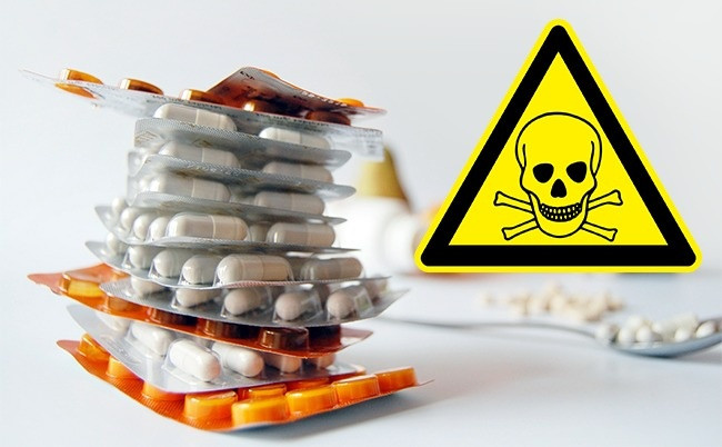 3. Chất bổ sung vitamin không làm cho bạn khỏe mạnh hơn: Vitamin bổ sung nhiều khi không phát huy tác dụng, thậm chí có thể gây hại cho sức khỏe của bạn. Ví dụ, một dự án nghiên cứu kéo dài 20 năm về các chất bổ sung vitamin cho thấy những người uống nhiều chất này có nguy cơ ung thư cao hơn. Ảnh: Pixabay.