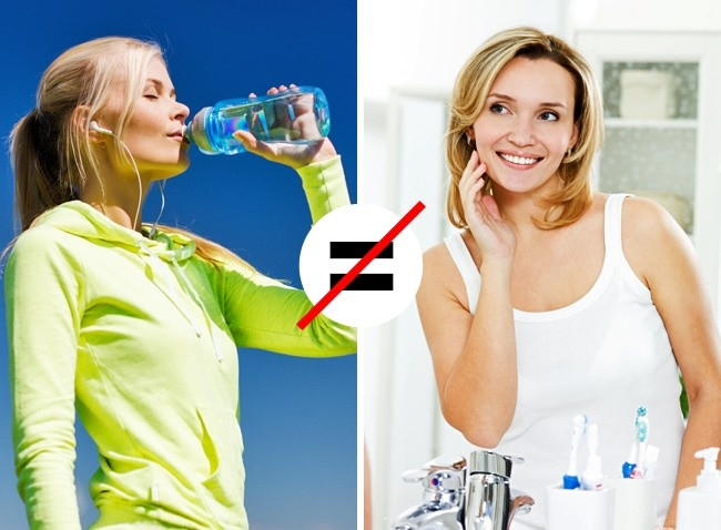 6. Da của bạn không sạch mụn trứng cá nhờ việc bạn uống nhiều nước: Tất nhiên, bạn nên uống đủ nước, nhưng bản thân nước không phải là phương thuốc chữa mụn trứng cá. Do đó, bạn không nên hy vọng rằng bạn có thể giảm lượng mụn trứng cá bằng cách uống thêm một ly nước. Ảnh: Depositphotos.