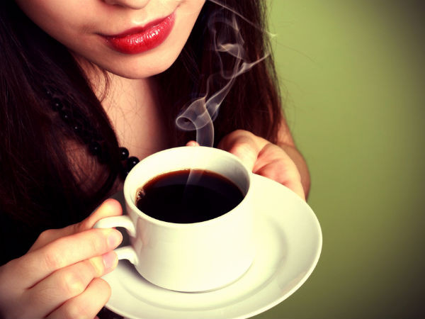11. Cải thiện đời sống chăn gối: Hàm lượng caffeine trong cà phê có thể làm tăng lưu lượng máu và oxy đến cơ quan sinh dục của cả nam giới và phụ nữ, do đó cải thiện chuyện chăn gối và khả năng hoạt động tốt trên giường. Ảnh: Boldsky.
