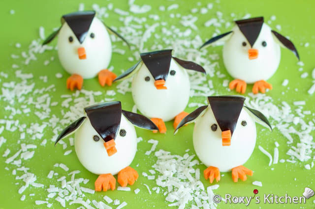Chim cánh cụt được làm từ trứng luộc và cà tím, cà rốt. Ảnh: Roxy'skitchen.