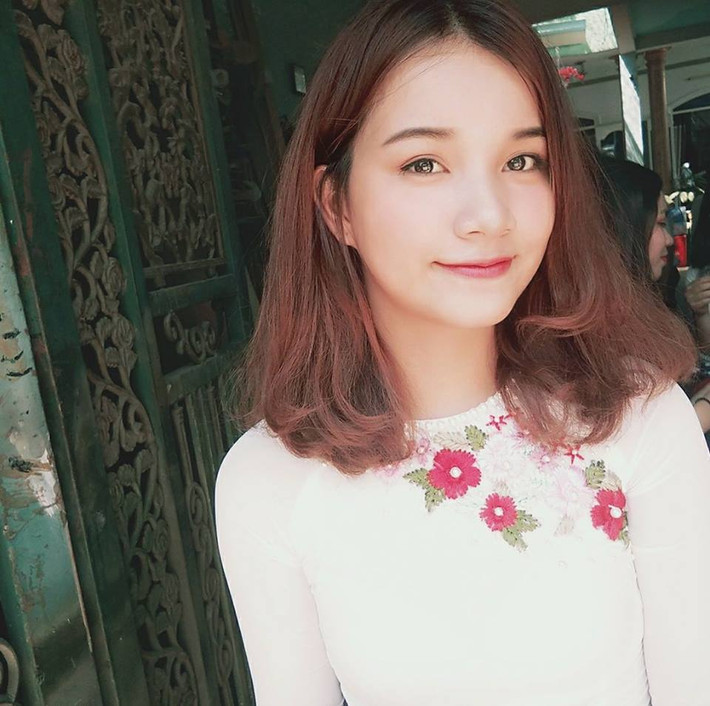 Bất ngờ gây chú ý sau đoạn clip biến mình thành... bao đấm bốc, Minh Kha cho biết đã nhận được nhiều lời khen nhưng cũng không thiếu những bình luận không hay về mình. Điều đó khiến Minh Kha thấy hơi buồn, nhưng sau khi được mọi người trong phòng tập động viên, cô mới thấy nguôi ngoai đi phần nào. Ảnh: NVCC.