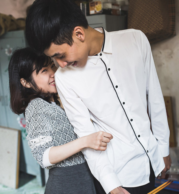 Khi cảm thấy tình yêu đã đủ chín, ngày Hạnh dẫn Linh về ra mắt cũng đã tới. Dù đã chuẩn bị tâm lý trước nhưng Linh cũng khá bất ngờ khi gia đình bạn trai không phản ứng gay gắt ngay lần đầu ra mắt. Nhưng khi nghe mẹ Hạnh khuyên: "Các con suy nghĩ kỹ đi chứ 2 bác nhìn thấy con thì thương nhưng để làm con dâu thì hơi khó", Linh cảm thấy có chút lung lay và muốn trốn chạy vì cô hiểu người mẹ nào cũng muốn tốt cho con.