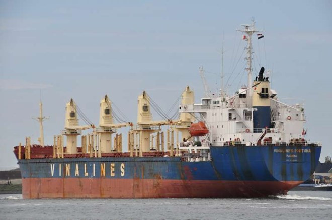 Vinalines Trader được Tổng công ty Hàng hải Việt Nam mua vào ngày 24/9/2010 với giá hơn 541,3 tỷ đồng. Sau đó giao cho Công ty Vận tải biển Vinalines quản lý và khai thác. Ảnh: Báo Đấu thầu
