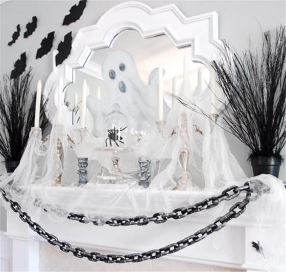Gương soi ma quái kịch độc cho ngày Halloween. Ảnh: Herstyle.