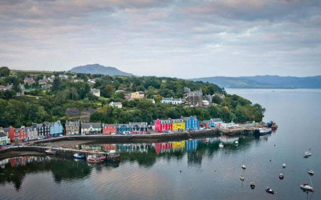 Tobermory, Scotland: Khu trung tâm của thị trấn trên đảo Mull gây ấn tượng mạnh với những ngôi nhà sặc sỡ.