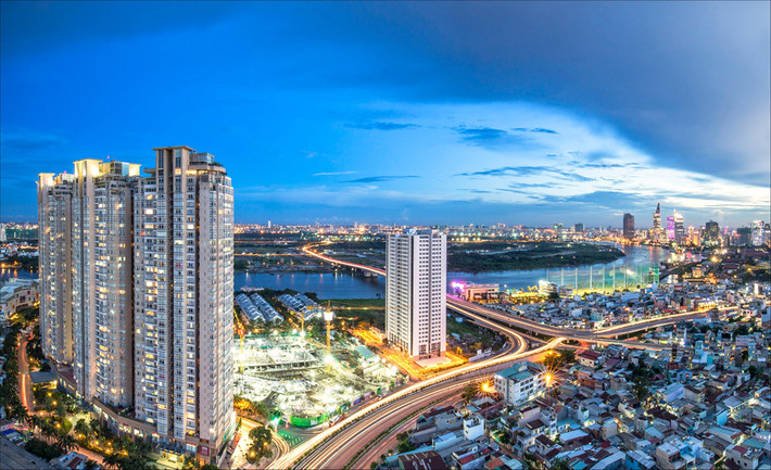 Trong bức tranh toàn cảnh về "dấu ấn Việt Nam" thời kỳ mới không thể thiếu các công trình kiến trúc hiện đại mang hơi thở cuộc sống, thể hiện sự chuyển mình không ngừng của đất nước qua từng ngày. TP.HCM giống như nét chấm phá trong khung cảnh đó. Cuộc thi ảnh "Dấu ấn Việt Nam" nhận bài dự thi từ ngày 28/7 đến hết ngày 28/8, thời gian công bố kết quả từ 2/9 đến 5/9. Mời bạn gửi ảnh tham gia tại đây. Ảnh: Hop Nguyenvan.