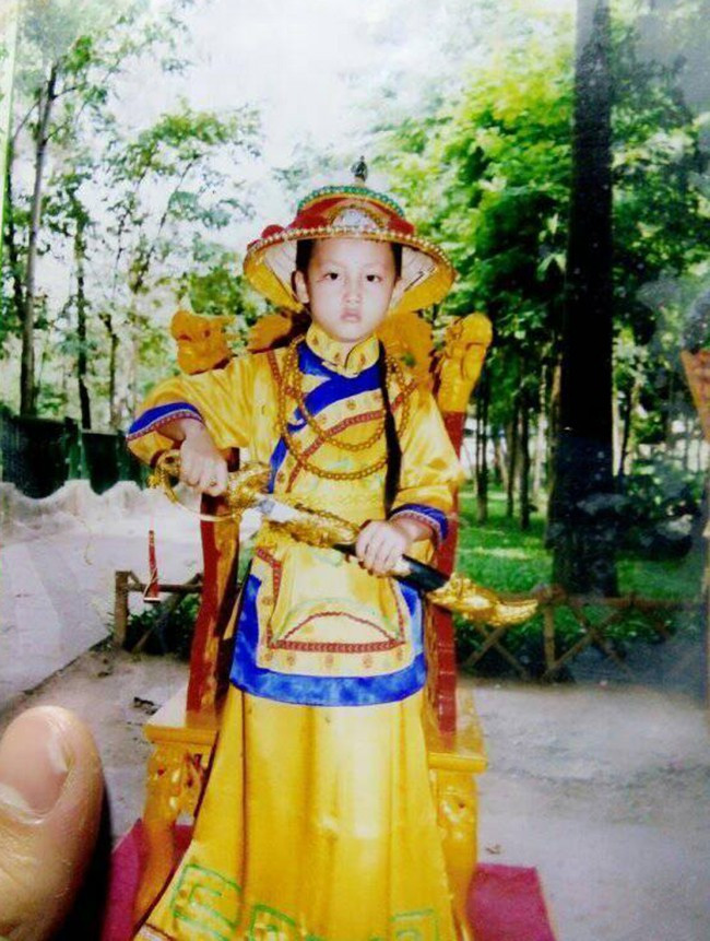 Ai cũng có thể trở thành Ngọc Hoàng uy ngiêm, quyền cao chức trọng.