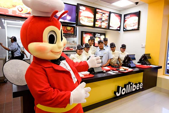 Sau khi thu mua, Jollibee đã tiếp tục phát triển chuỗi cà phê này tại Việt Nam và đưa sản phẩm của Highlands Coffee vào các hệ thống nhà hàng khác của Jollibee trên toàn châu Á. Jollibee cũng đã phát triển thương hiệu cà phê này rất thành công tại đất nước Philippines.
