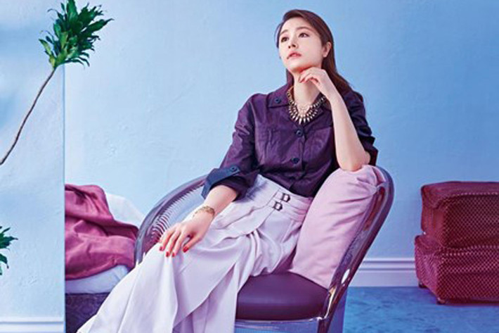 Vóc dáng thanh mảnh và vòng eo thon nhỏ của nàng Hạ Tử Vy Lâm Tâm Như khiến các fan trầm trồ ngưỡng mộ.